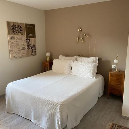 Les Chambres De L'Aigronne Le Petit-Pressigny Exteriér fotografie