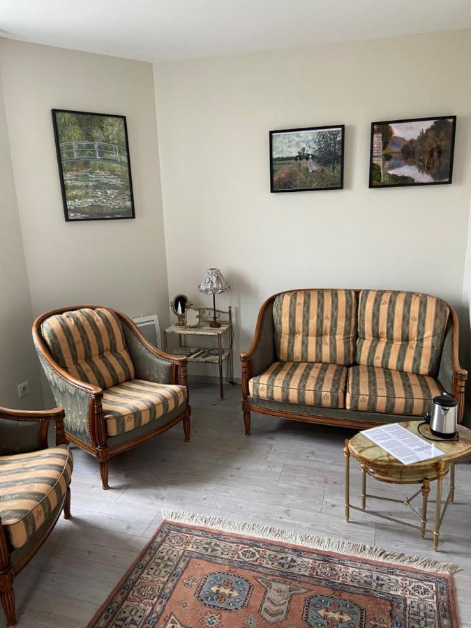 Les Chambres De L'Aigronne Le Petit-Pressigny Exteriér fotografie